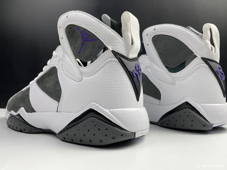Flint Jordan  Retro  (2021) CU9307-100 7 0118